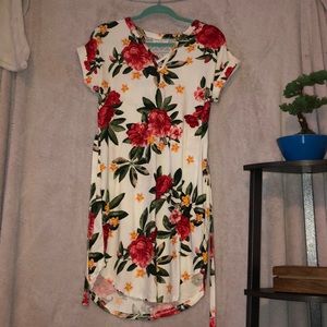 Adorable flower print, Bobbie Brooks dress!